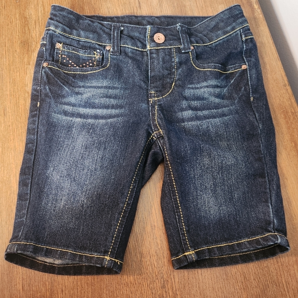 Cherokee Blue Denim Shorts Size Medium 04/12 Dark Wash Jean Shorts
